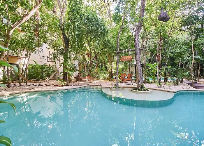 Apartment Jungle Penthouse With 2 Pools And Private Rooftop Terrace *